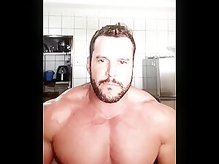 muscular