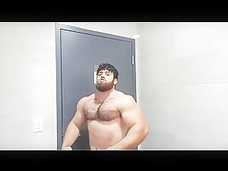 Beefy flex