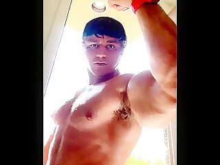 HETERO HOTTIE 2