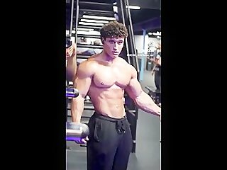 Muscle hunk 2