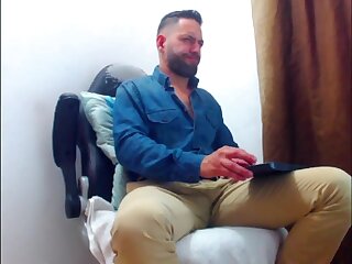 Sexy Hunk Strips, Displays Feet, & Has A Wank