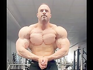 Dennis Reinhold