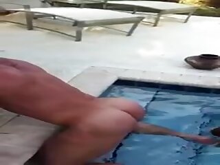 MUSCLE DAD FUCKED !