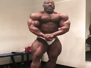 HOT PAPI !