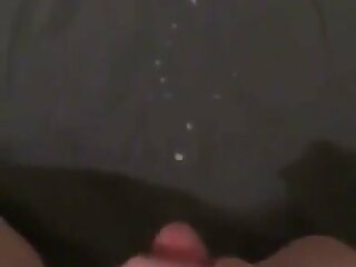 Amateur cumshot